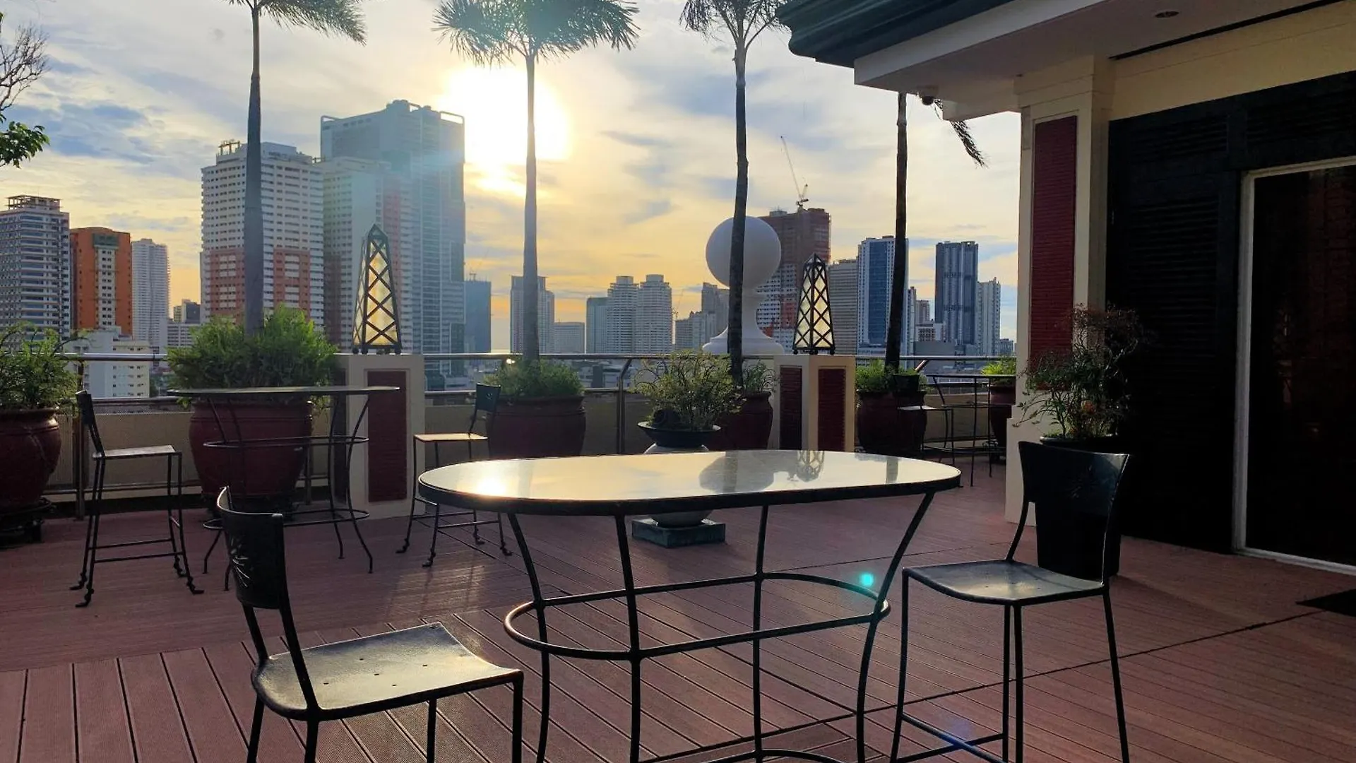 Hotel Benilde Maison De La Salle Manila 4*,
