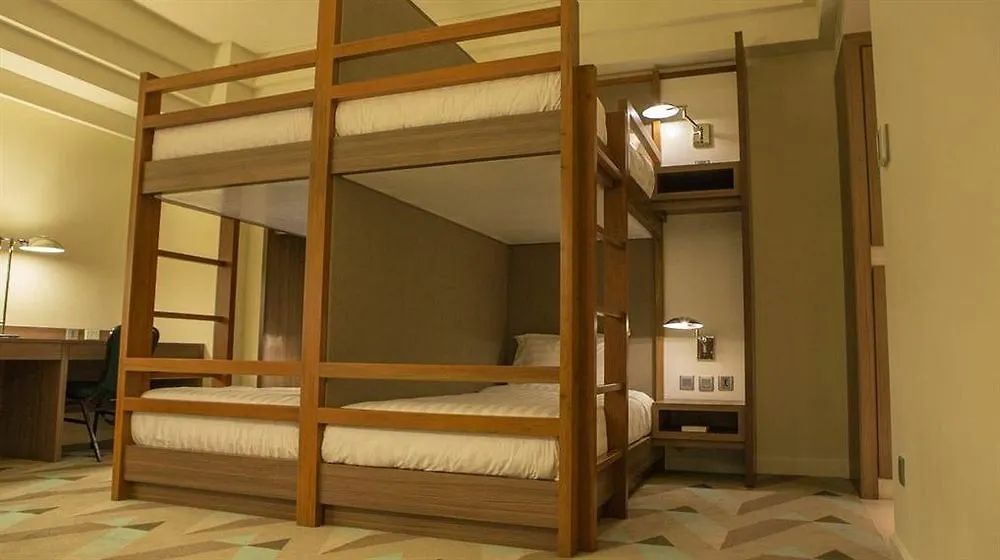 Hotel Benilde Maison De La Salle Manila 4*,  Philippines