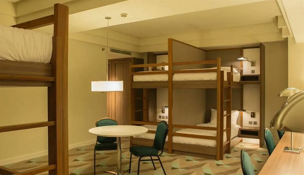 Hotel Benilde Maison De La Salle Manila